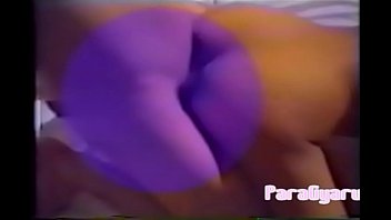 ［懐かしのビデオ］美人黒ギャルの女王様体験