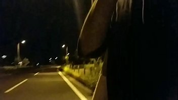 夜中の公園で露出配信オナニー[2/2] 2020.10.02