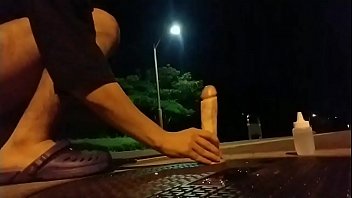 夜中の公園で露出配信オナニー[2/2] 2020.10.02