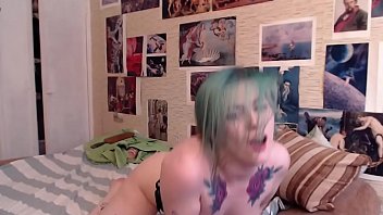 She loves bad music and cumming