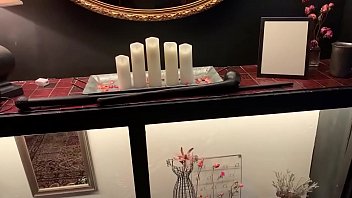 CocoGingerShow BDSM at EBCS&rsquo_s (part 1 -the cage)