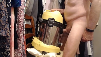 Vacuum with cum