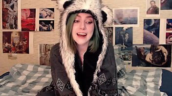 Cute girl masturbates her wet pussy and cum to warm up