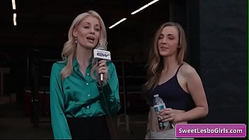 Naughty wrestling lesbian babes Cadence Lux, Kenna James prepare for a sex fight