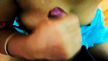 साली बाेली १० मिनीट मे घरवाले आयेगे