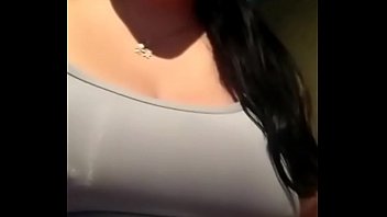 Susana Mart&iacute_nez de Meet Me llora porque su marido la dej&oacute_ pero sigue con los pezones duros