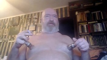 NIKOLAY SKOVORODA jerks off his big nipples and micropenis