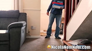 Mature Wife Fucks The Pizza Delivery Boy