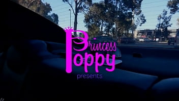 Cum in my mouth - Princess Poppy