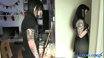 Goth lezzers getting squirty and orgasmic