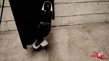 BDSM-Erfahrungsbericht: Ein Cuckold-Sklave C3 berichtet &uuml_ber seine Erfahrungen -- Teil 4 - Fremder Saft