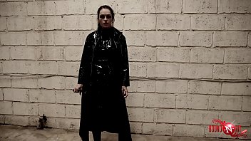 BDSM-Erfahrungsbericht: Ein Cuckold-Sklave C3 berichtet ü_ber seine Erfahrungen -- Teil 4 - Fremder Saft