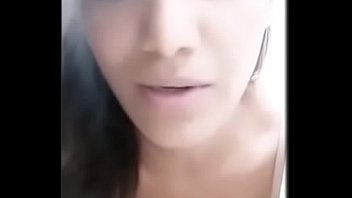 Poonam pandey insta live nipple slip long video.