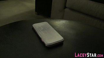 eats out teen lesbians pussy