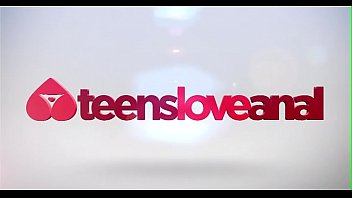 Sexual blonde girl Zoey Monroe getting face fucked