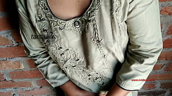 Desi girlfriend and boyfriend bathroom sex