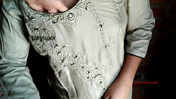 Desi girlfriend and boyfriend bathroom sex