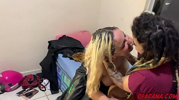 Comi o cu da entregadora de pizza- Mandy May ( continua&ccedil_&atilde_o no RED)