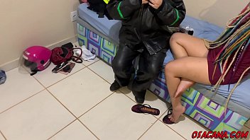 Comi o cu da entregadora de pizza- Mandy May ( continua&ccedil_&atilde_o no RED)