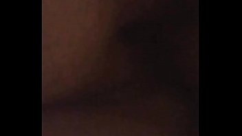 En cuarentena mi hermano trabaja y su esposa me la cojo en su cuarto arto