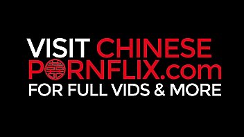 Chinese hair model and her manager check into hotel