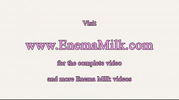 Lesbian babes squirting during milky bath