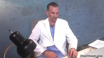 Alt busty tranny anal fuck undertaker