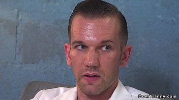 Alt busty tranny anal fuck undertaker