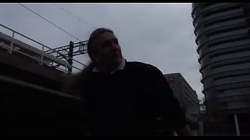 Gorgeous puts condom on rod and gives hot blowjob