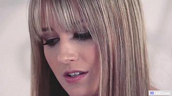 Aliens taste human pussy - Samantha Hayes, Scarlett Sage and Carolina Sweets