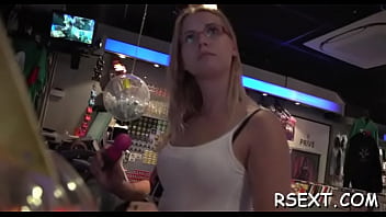 Cute sucks a big pole passionately and bonks hard