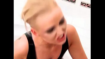 Fetish couple fucks in the toilet