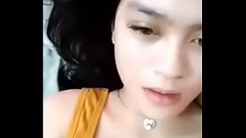 Cewek Indo masih pagi maen genjot aja....More video : https://goo.gl/cPhBP5