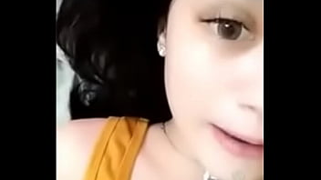 Cewek Indo masih pagi maen genjot aja....More video : https://goo.gl/cPhBP5