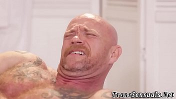 Shemale eats trans pussy