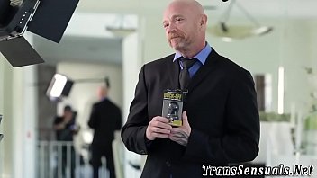 Shemale eats trans pussy