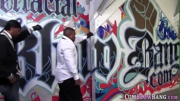 Throating blowbang babe