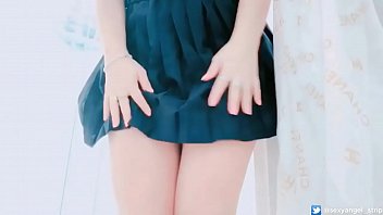 Novinha putinha Colegial safada Tomando Banho Gozando Fazendo um boquete ate gozar na boca