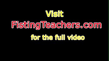 Petite russian dyke fisting her lesbo lover