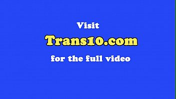 Tattooed tgirl cocksucking black dick in room