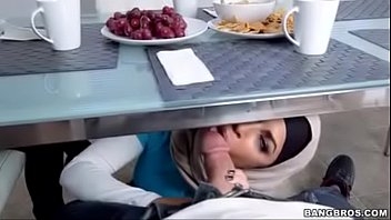 Julianna Vega and Mia Khalifa