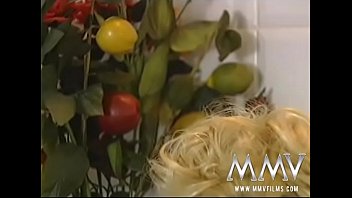 Kelly Trump in the jacuzzi