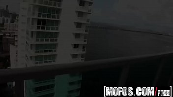 Mofos - Lets Try Anal - Quick Anal Before Class starring  Kennedy Leigh