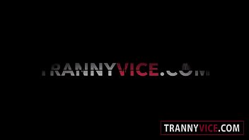 Ladyboy Noi Barebacked And Cumshot