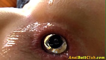 Hos booty fucked with toy