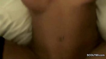 Privates SexTape von geiler MILF die Anal gefickt wird