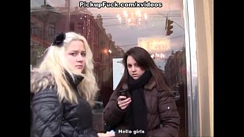 Booty and tits show in a changing room