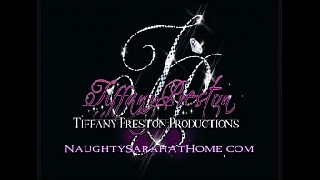 Hot Girl Bursts Balloons Naked