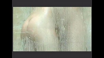 Lesbian shower Gianna and Maya