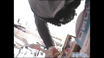 Japanese Upskirt 03